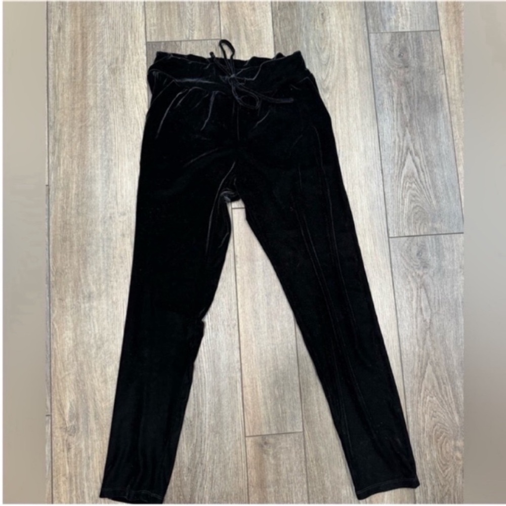 Commando Women’s Black Velvet Comfy Lounge Pants M